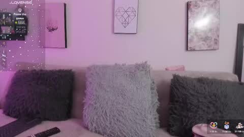 muriell_69 online show from 09/15/25, 07:03