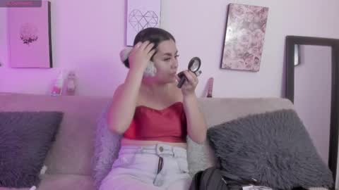 muriell_69 online show from 01/06/26, 07:39