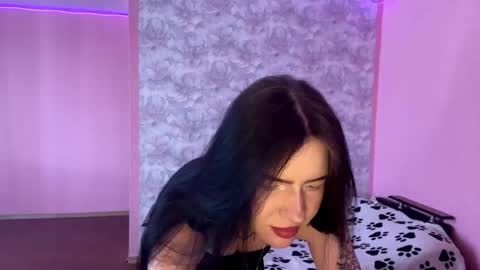 Mia online show from 03/22/26, 09:34