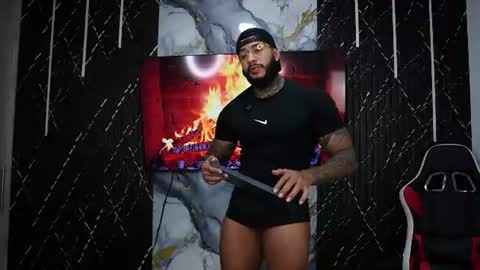 Snapshot of muscle_man19 chatting on 07/11/26, 05:32 Nick online show from 07/11/26, 05:32