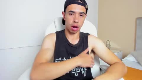 muscle scott online show from 09/10/25, 12:05