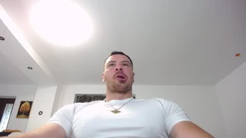 Snapshot of muscleaj69 chatting on 06/20/26, 05:54 AJ online show from 06/20/26, 05:54