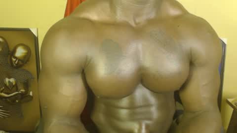 musclegod23 online show from 03/07/25, 03:40