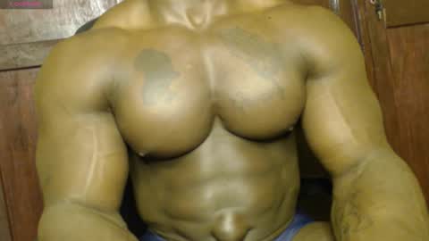 musclegod23 online show from 09/20/25, 12:17