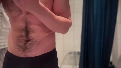 musclehair3 online show from 02/22/25, 08:18