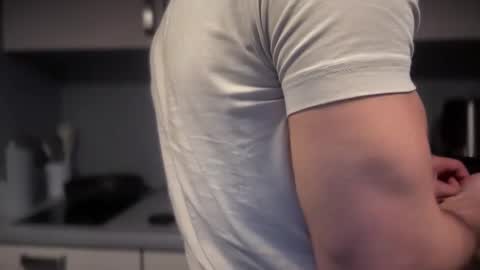 musclehair3 online show from 09/27/25, 08:47