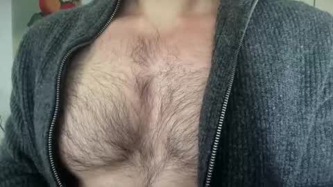 Snapshot of musclehair3 chatting on 04/30/26, 07:58 musclehair3 online show from 04/30/26, 07:58