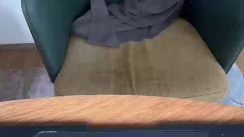 Snapshot of musclehair3 chatting on 05/11/26, 07:47 musclehair3 online show from 05/11/26, 07:47