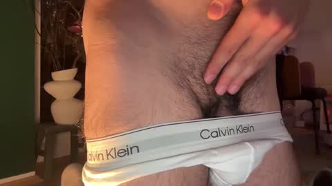 Snapshot of musclehair3 chatting on 05/21/26, 07:54 musclehair3 online show from 05/21/26, 07:54
