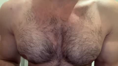 Snapshot of musclehair3 chatting on 06/21/26, 09:45 musclehair3 online show from 06/21/26, 09:45