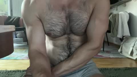 Snapshot of musclehair3 chatting on 07/17/26, 06:35 musclehair3 online show from 07/17/26, 06:35