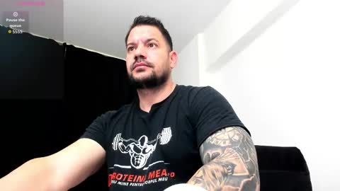 MuscleMonster31 online show from 12/05/25, 10:24