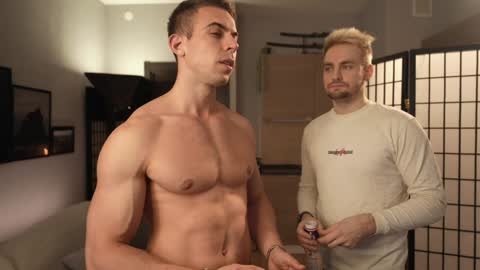 Snapshot of muscularfriend chatting on 12/07/24, 04:03 Ivan online show from 12/07/24, 04:03