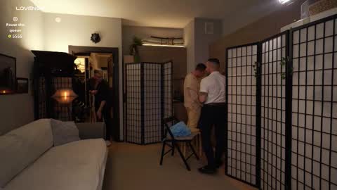 Snapshot of muscularfriend chatting on 10/02/25, 04:03 Ivan online show from 10/02/25, 04:03