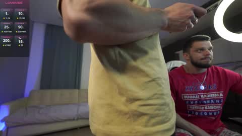 Snapshot of muscularfriend chatting on 10/10/25, 05:12 Ivan online show from 10/10/25, 05:12