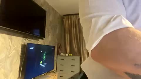 muscularjuggler online show from 01/16/26, 02:15