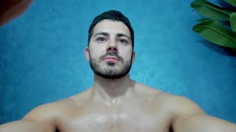 muscularmaster onlyfans online show from 12/15/25, 10:47