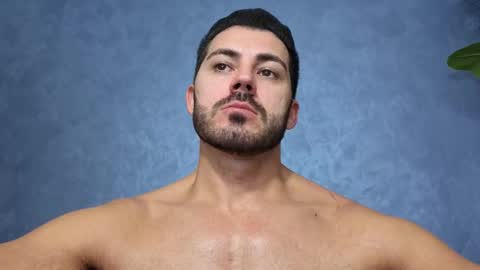 muscularmaster onlyfans online show from 01/12/26, 10:37