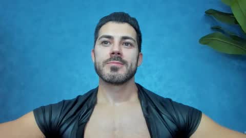 muscularmaster onlyfans online show from 02/04/26, 10:26