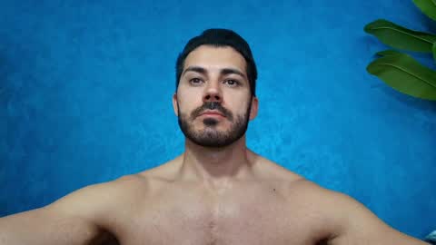 muscularmaster onlyfans online show from 06/01/26, 09:16