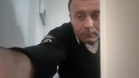 Snapshot of muscularsexybady chatting on 05/10/26, 05:18 handsome sexy muscular man online show from 05/10/26, 05:18
