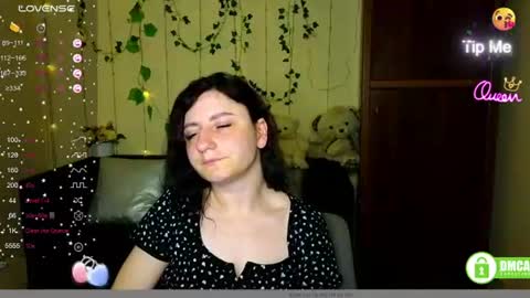 Snapshot of muse_kitty_jenia chatting on 06/11/26, 01:27 Jenya online show from 06/11/26, 01:27
