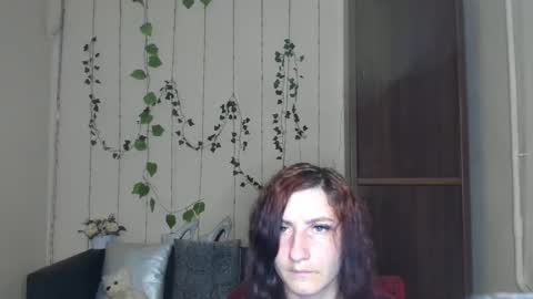 Jeneva online show from 05/18/26, 05:30