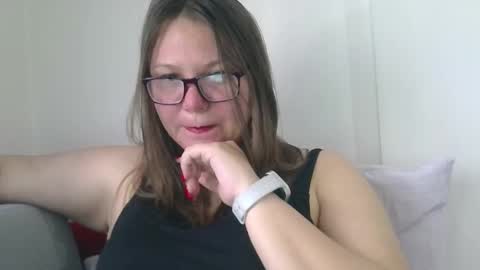 musechic_wild online show from 03/09/26, 10:52