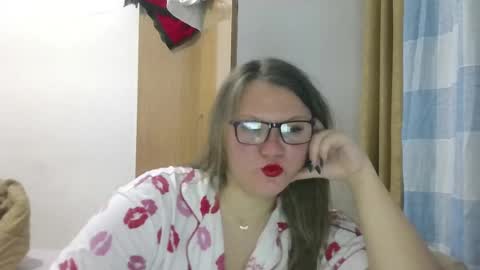 musechic_wild online show from 05/11/26, 11:02