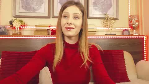 Luna  online show from 02/23/26, 07:11