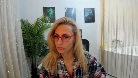 Diana online show from 02/07/25, 11:56