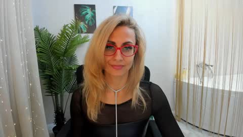 Diana online show from 02/07/25, 06:02