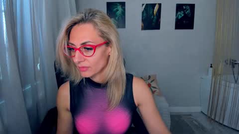 Diana online show from 03/15/26, 11:38