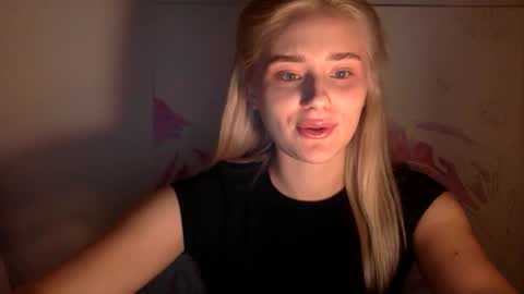 musescorner online show from 10/17/25, 04:53