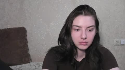 cute couple online show from 03/29/26, 01:11