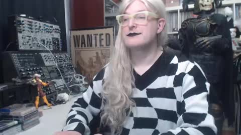 Snapshot of muziknerd chatting on 01/30/25, 10:19 Muziknerd online show from 01/30/25, 10:19