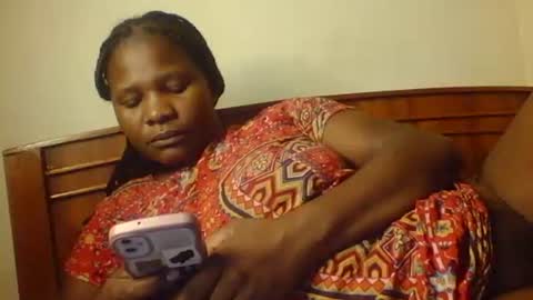 mwekas568403 online show from 11/02/25, 04:15