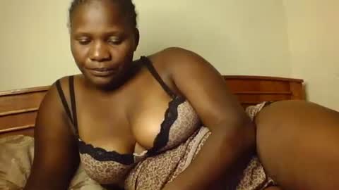 mwekas568403 online show from 12/04/25, 05:10