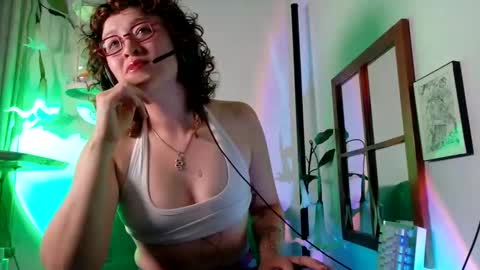 Mx. Anouk Divine online show from 05/15/26, 11:45