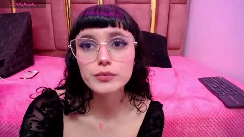 SOFIA online show from 10/04/25, 05:38