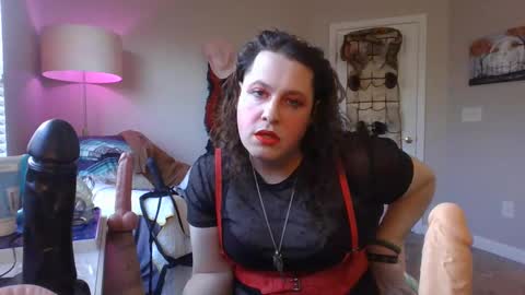 Snapshot of mxsissycharlotte chatting on 12/17/24, 08:10 Mx Charlotte online show from 12/17/24, 08:10