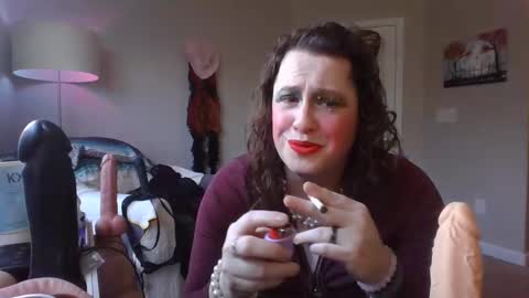 Snapshot of mxsissycharlotte chatting on 12/23/24, 05:11 Mx Charlotte online show from 12/23/24, 05:11