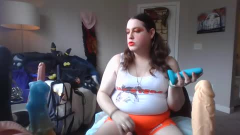 Snapshot of mxsissycharlotte chatting on 02/26/25, 04:56 Mx Charlotte online show from 02/26/25, 04:56