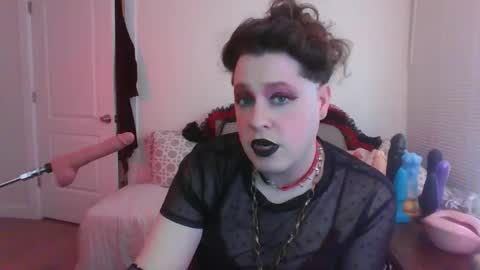 Snapshot of mxsissycharlotte chatting on 09/25/25, 05:16 Mx Charlotte online show from 09/25/25, 05:16