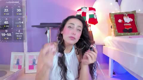 my_aleja_ online show from 12/03/25, 01:20