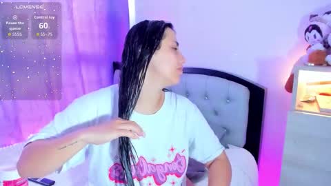 Snapshot of my_aleja_ chatting on 02/08/26, 01:14 my_aleja_ online show from 02/08/26, 01:14