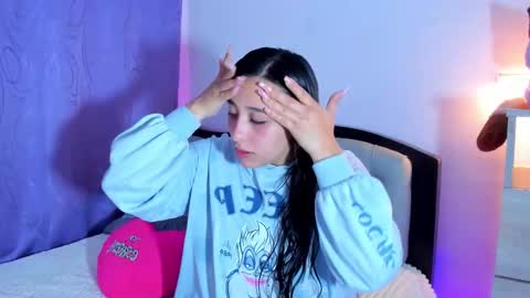 Snapshot of my_aleja_ chatting on 02/25/26, 12:20 my_aleja_ online show from 02/25/26, 12:20