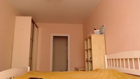 Snapshot of my_hannah chatting on 06/25/26, 11:37 Hannah welcome online show from 06/25/26, 11:37
