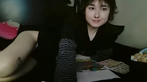 my_melody02 online show from 10/31/25, 12:44