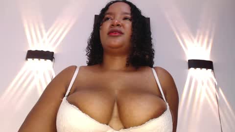 My Sweety Bom online show from 05/25/26, 01:39
